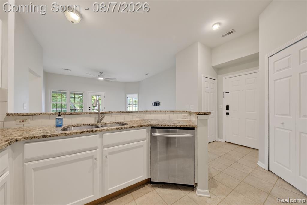 2247 S Main Street Property Photo 8