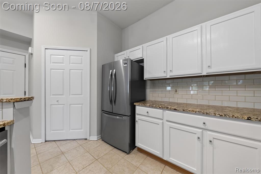2247 S Main Street Property Photo 9