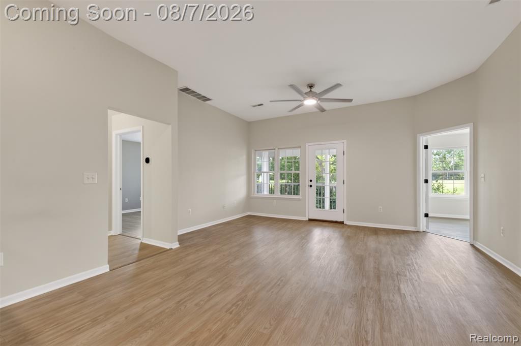 2247 S Main Street Property Photo 11