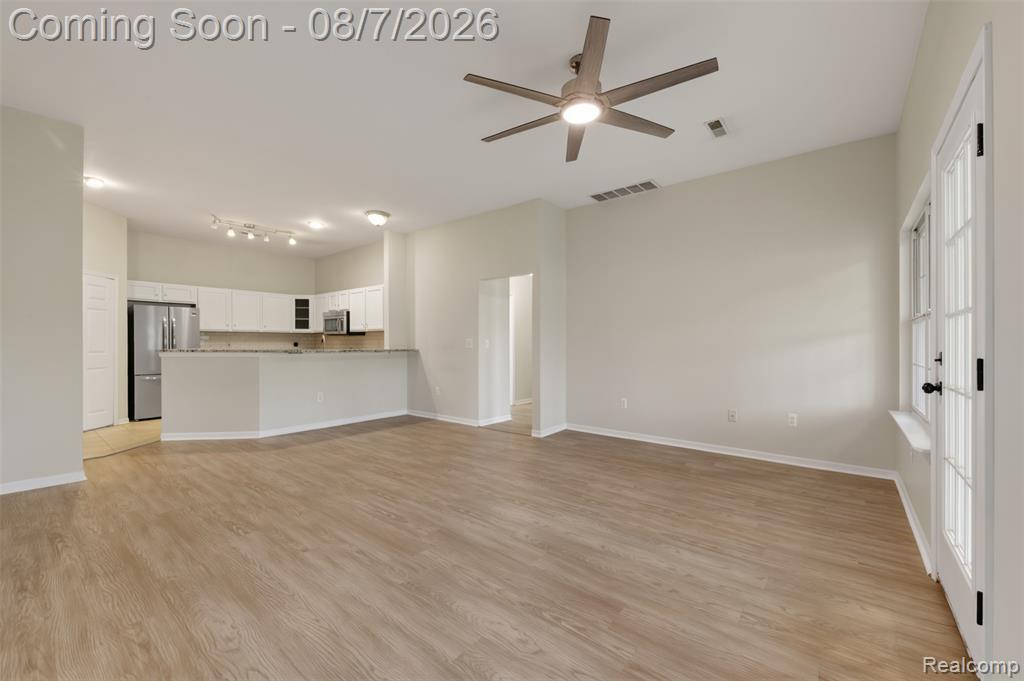2247 S Main Street Property Photo 12
