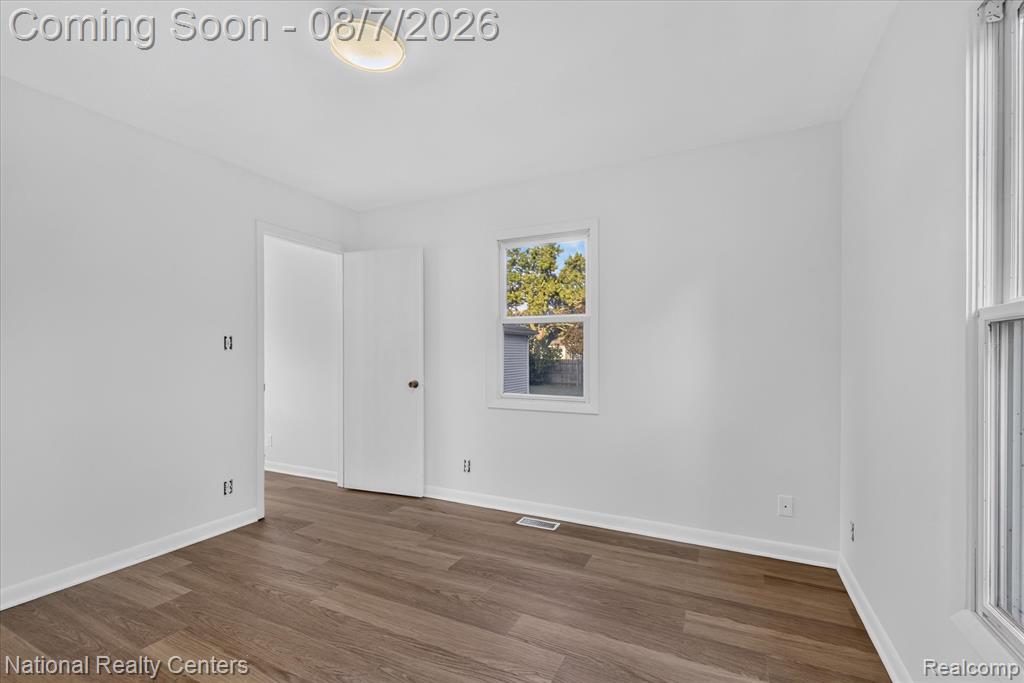 2390 E Clearview Drive Property Photo 25
