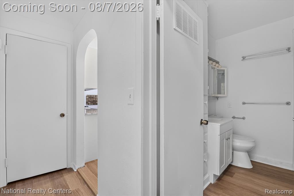 2390 E Clearview Drive Property Photo 30