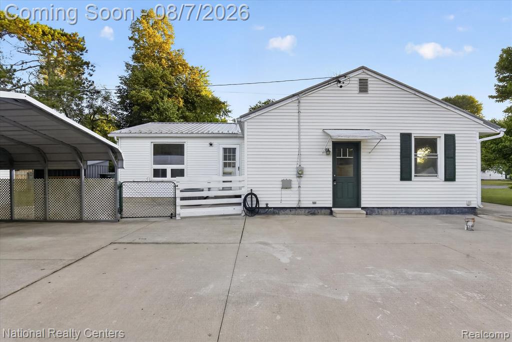 2390 E Clearview Drive Property Photo 35