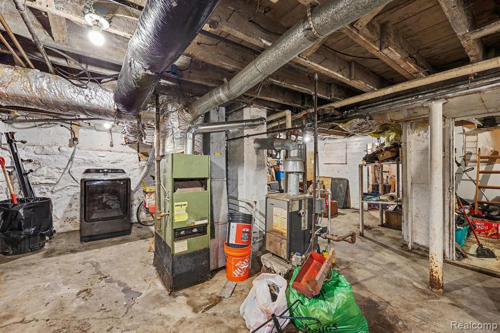1202/1204 Lapeer Avenue Property Photo 24