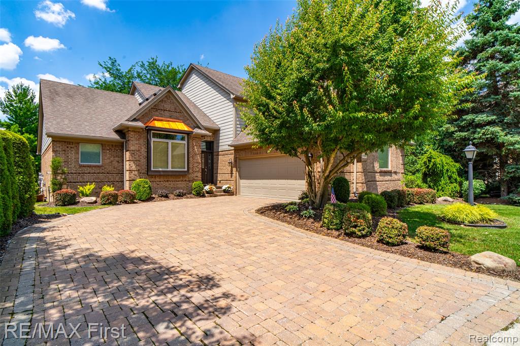 44215 Riverview Ridge Drive Property Photo 2