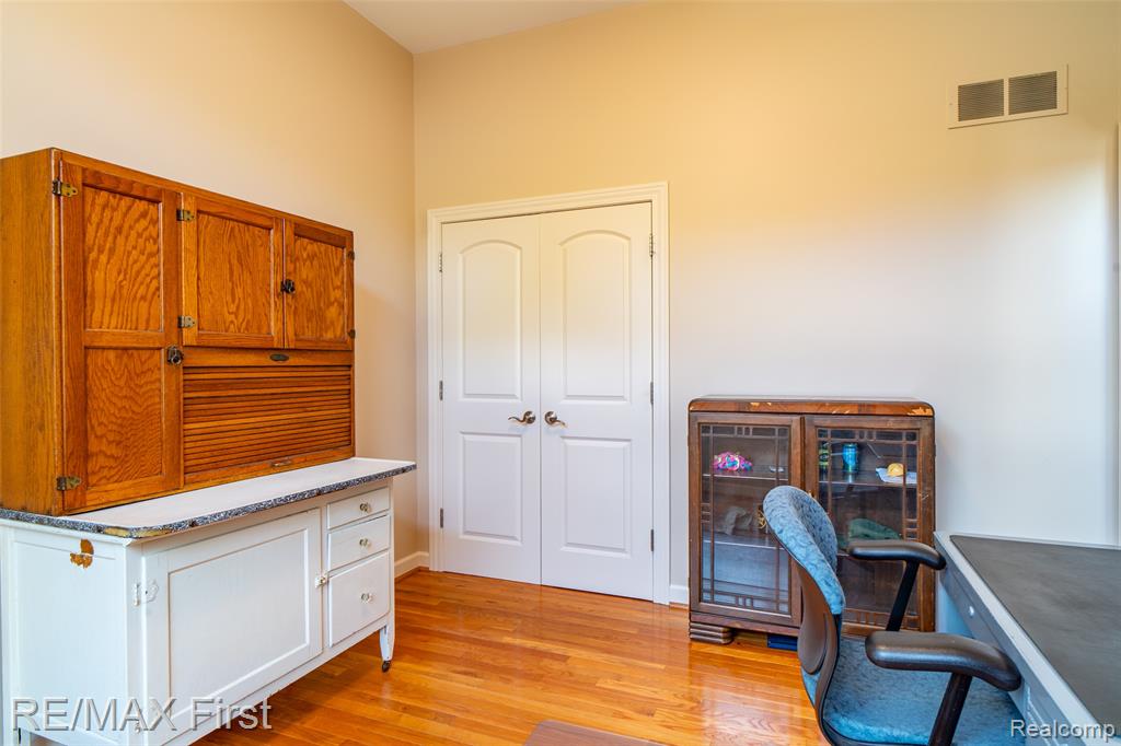 44215 Riverview Ridge Drive Property Photo 32