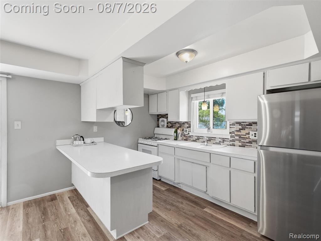 4228 Dunn Drive Property Photo 14