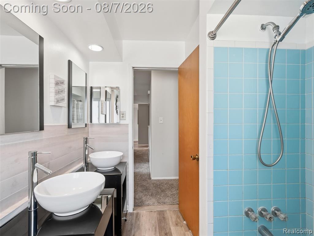 4228 Dunn Drive Property Photo 24