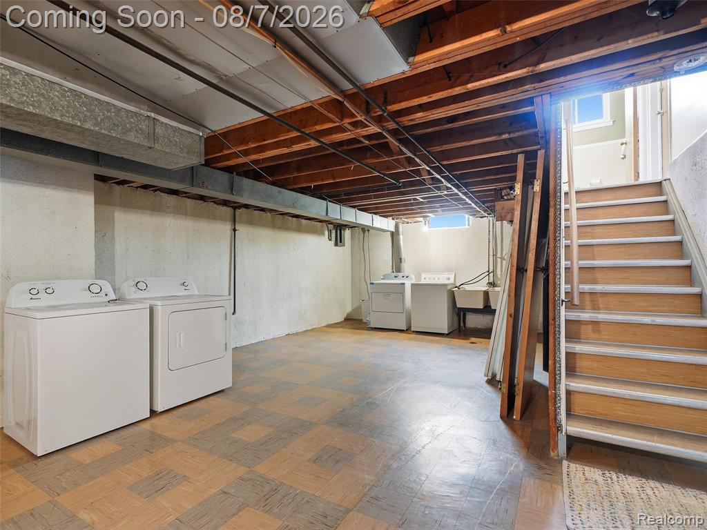 4228 Dunn Drive Property Photo 27
