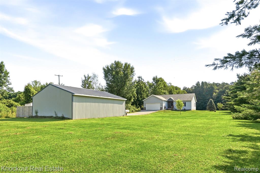 7600 Pine Grove Circle Property Photo 1