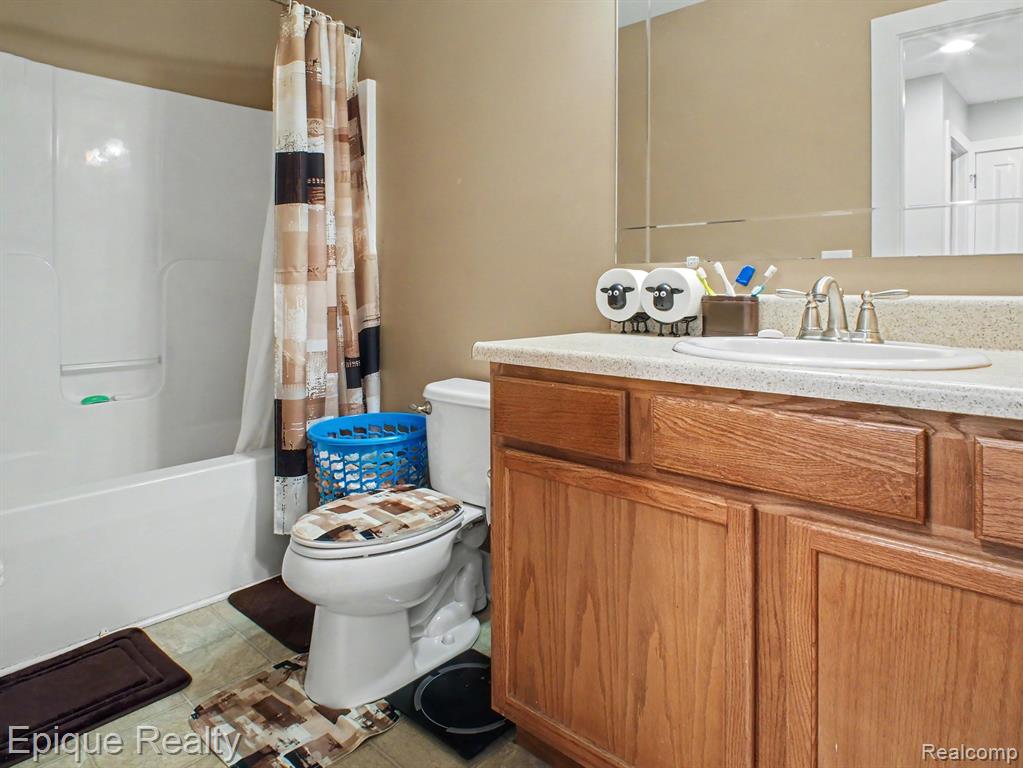 8686 Summer Ridge Drive Property Photo 23