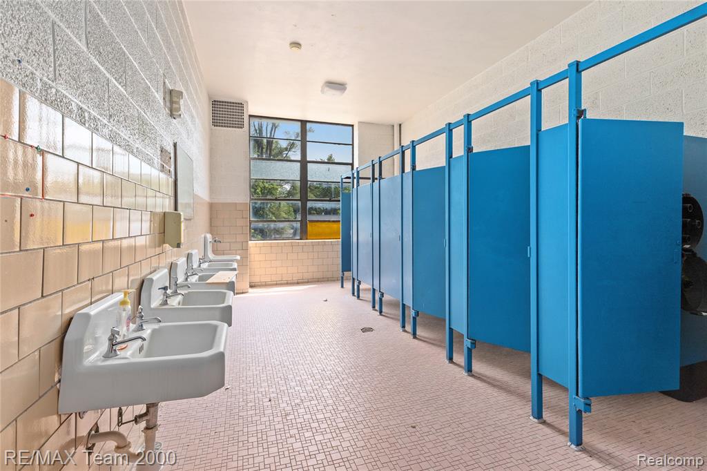 26123 Mcdonald Street Property Photo 26