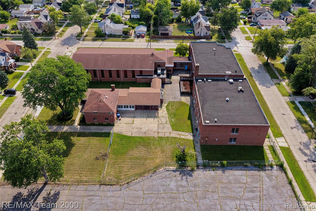 26123 Mcdonald Street Property Photo 9