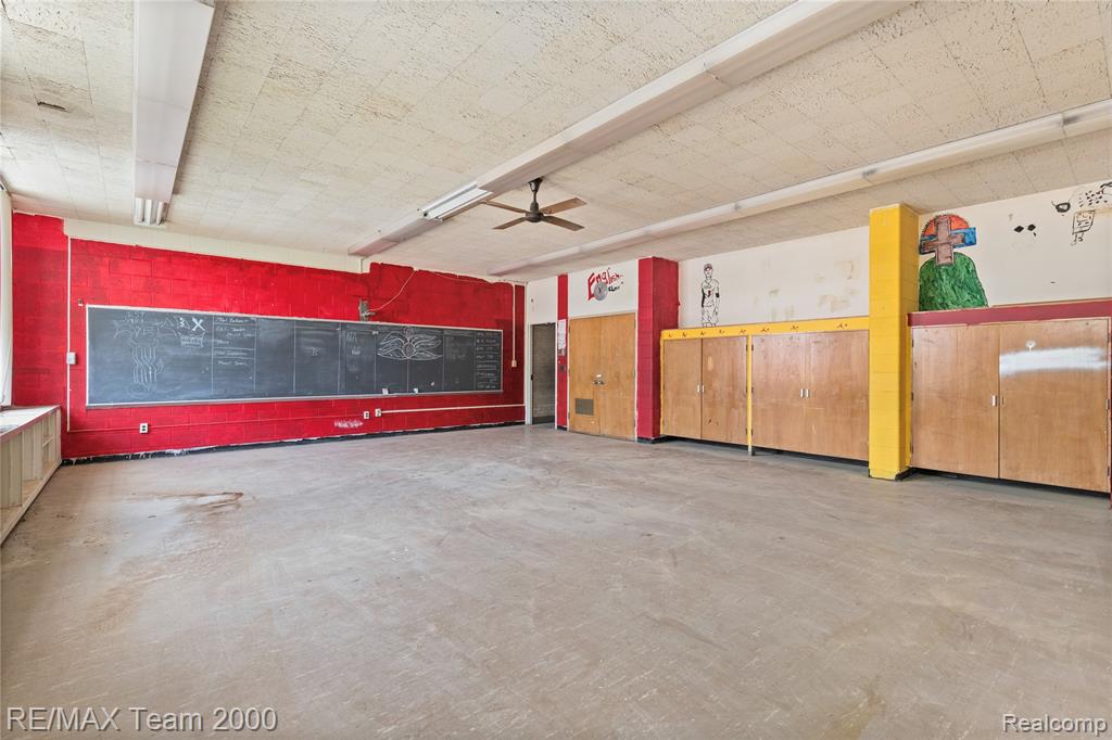 26123 Mcdonald Street Property Photo 24