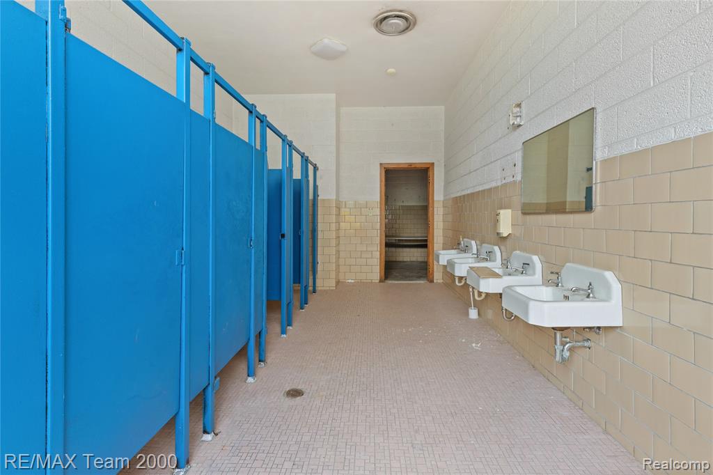 26123 Mcdonald Street Property Photo 26