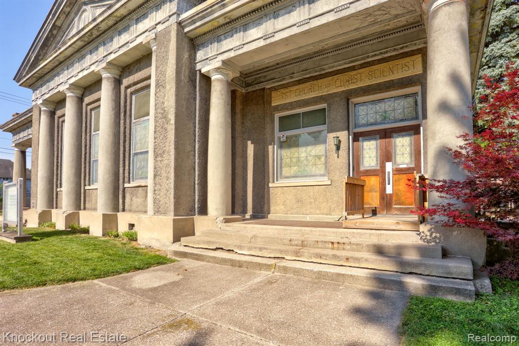 701 N Vanburen Street Property Photo 12