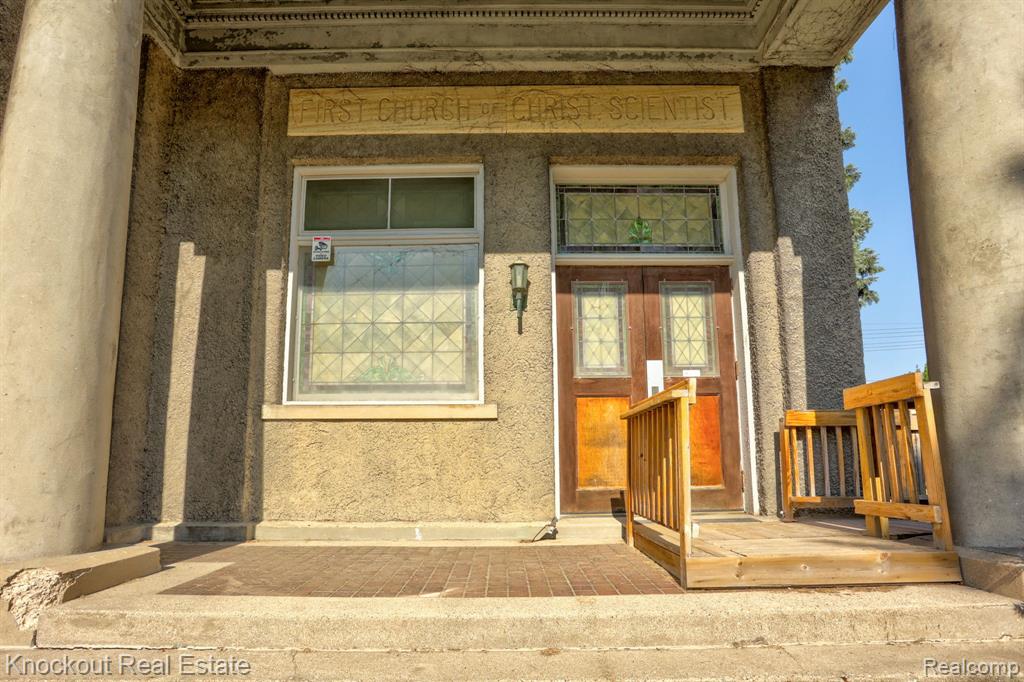 701 N Vanburen Street Property Photo 14