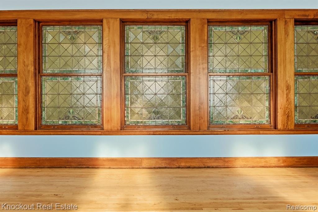 701 N Vanburen Street Property Photo 19