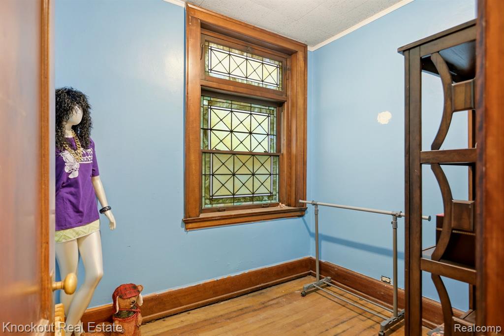 701 N Vanburen Street Property Photo 34