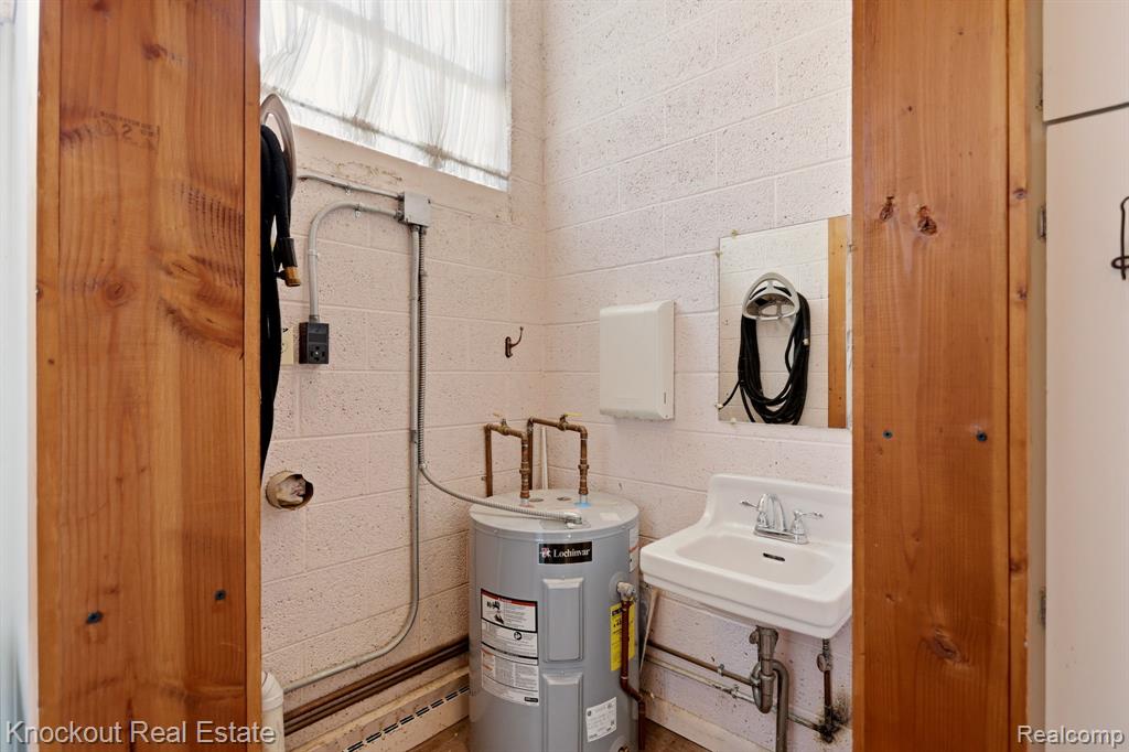 701 N Vanburen Street Property Photo 64