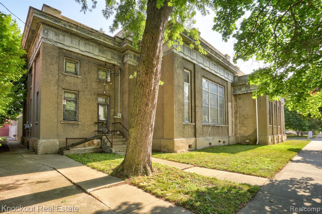 701 N Vanburen Street Property Photo 68