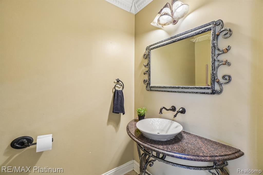 881 Bogie Lake Road Property Photo 14