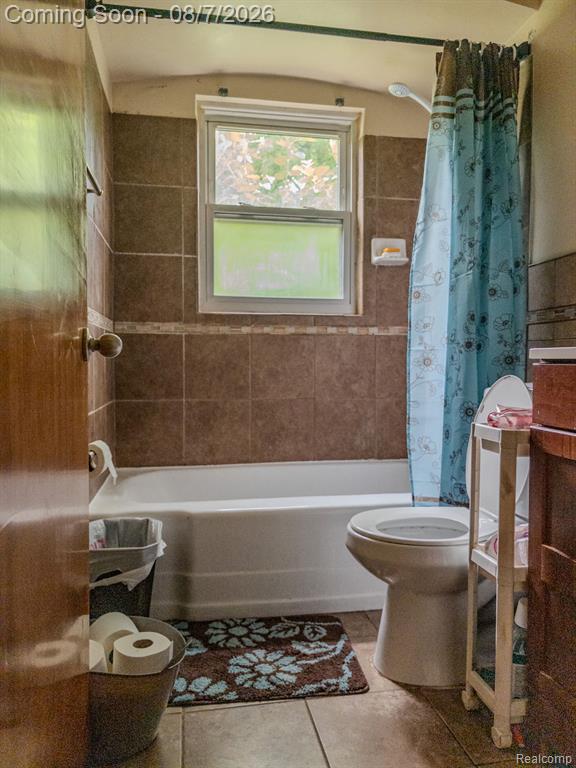18400 Lenore Property Photo 9