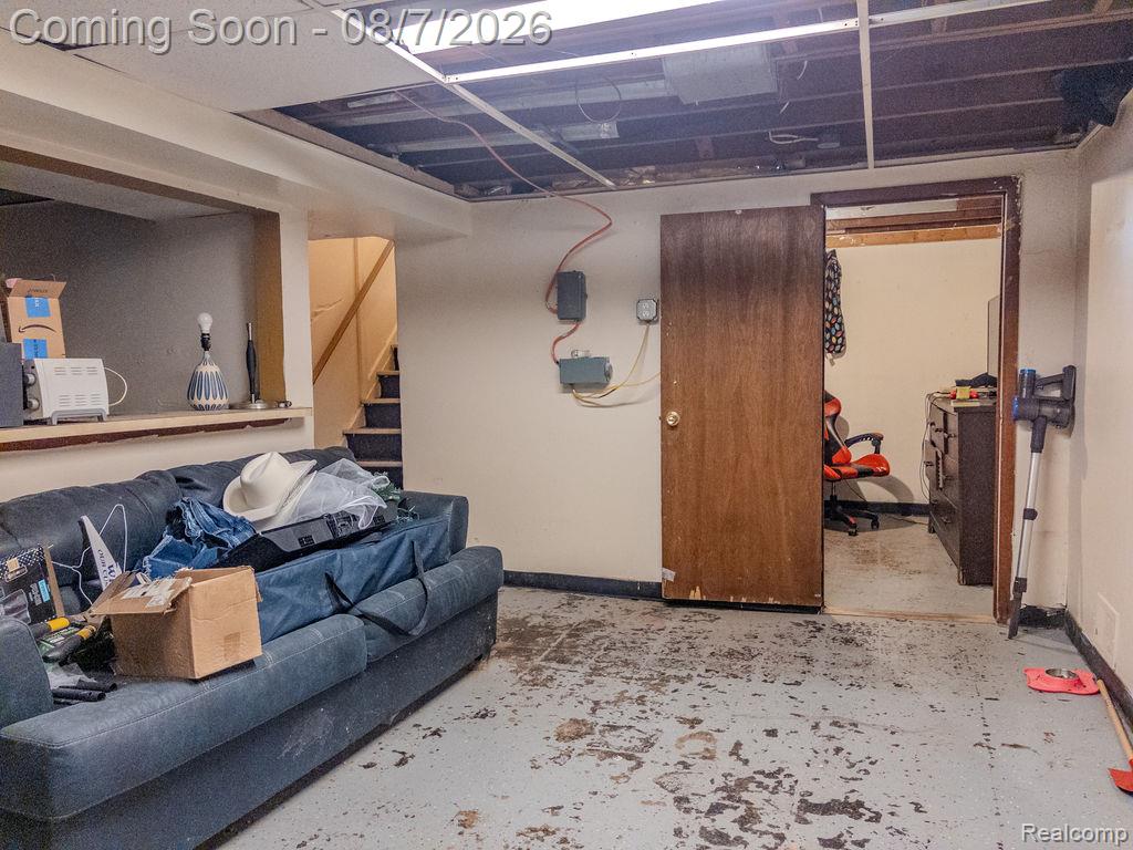 18400 Lenore Property Photo 14