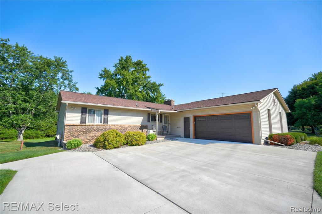 13097 Country Club Drive