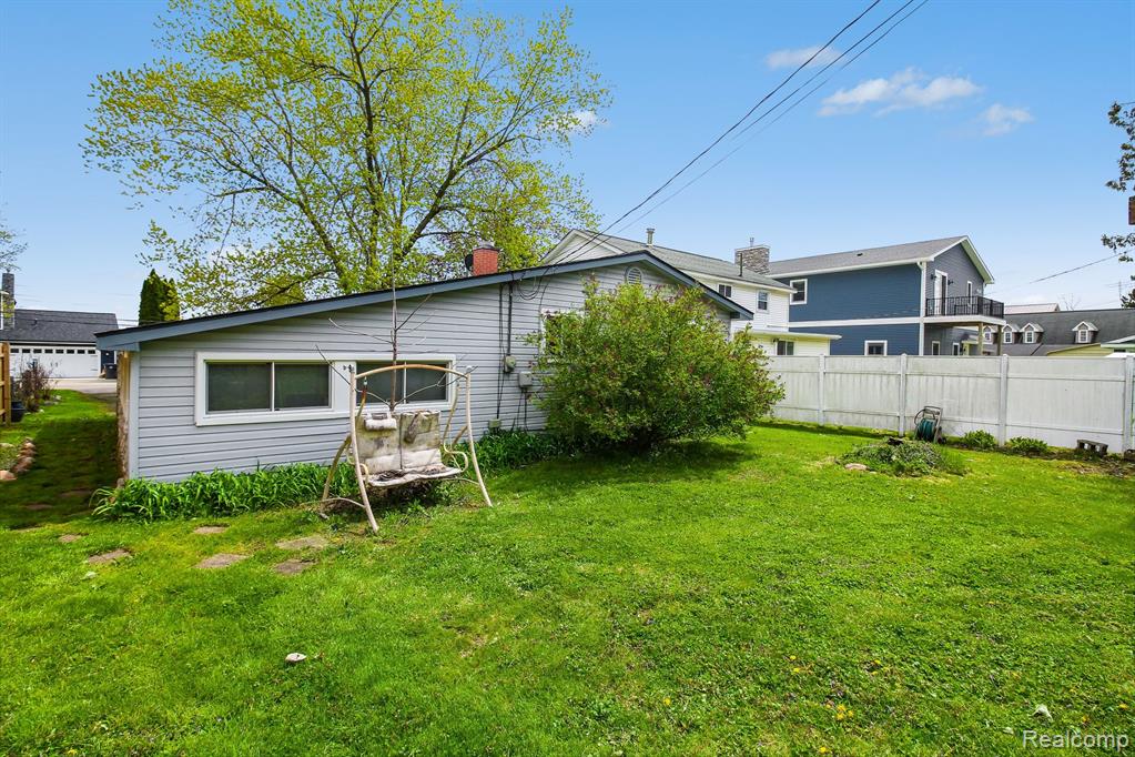 1210 Sunrise Park Street Property Photo 19