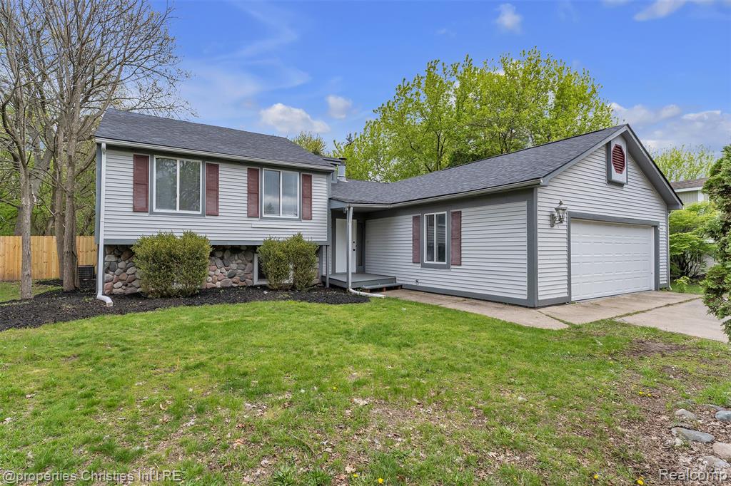 854 Estes Court Property Photo 1