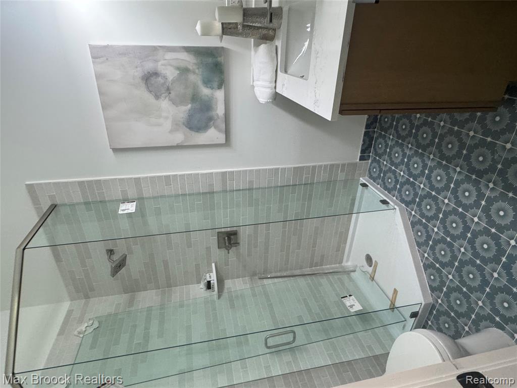 4570 Burnley Drive Property Photo 32
