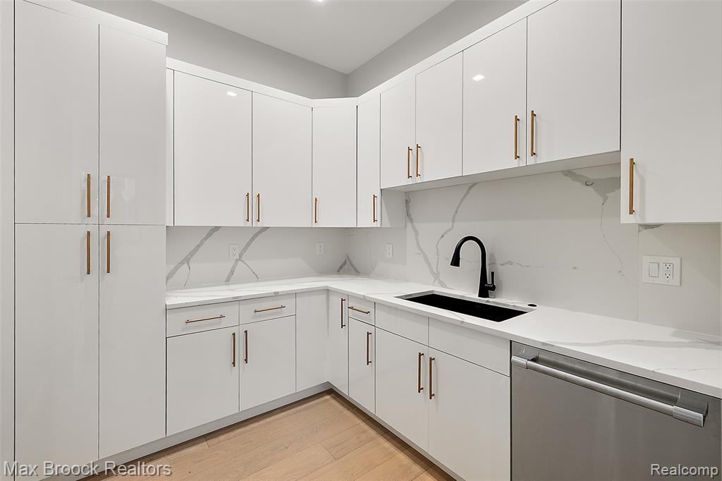 1541 Shipman Blvd. Property Photo 16