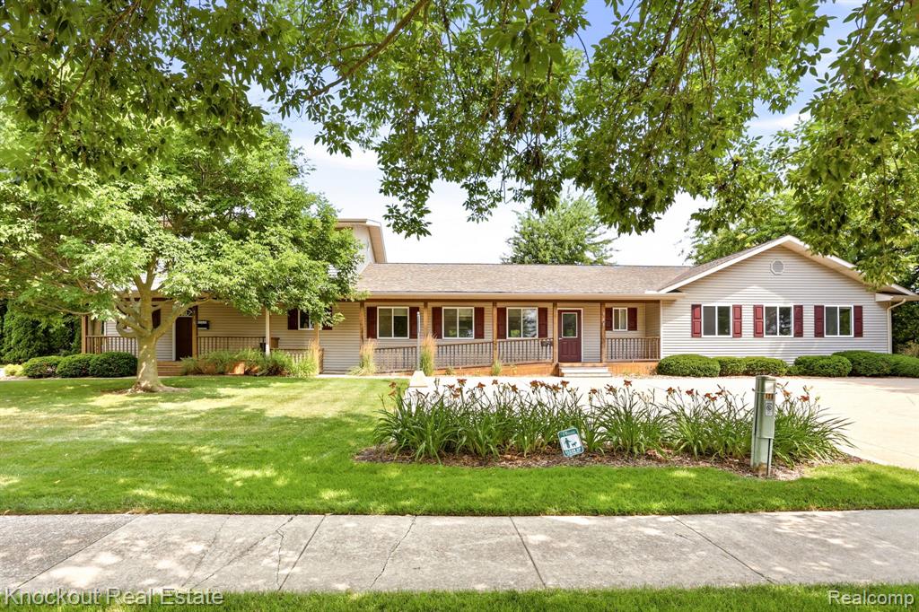 928 W Ardussi Street Property Photo 2