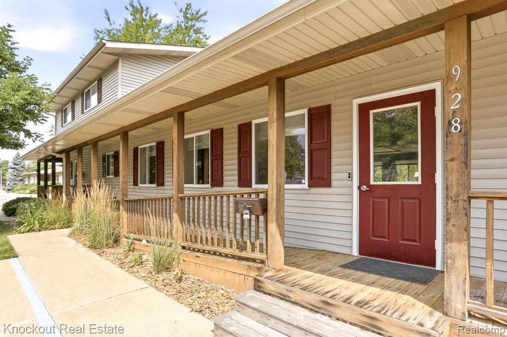928 W Ardussi Street Property Photo 6
