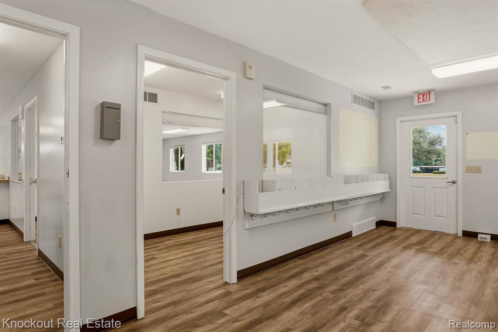 928 W Ardussi Street Property Photo 12
