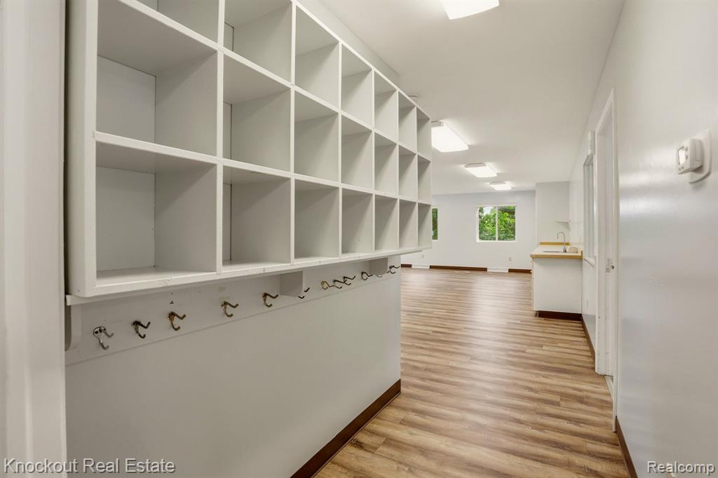 928 W Ardussi Street Property Photo 15