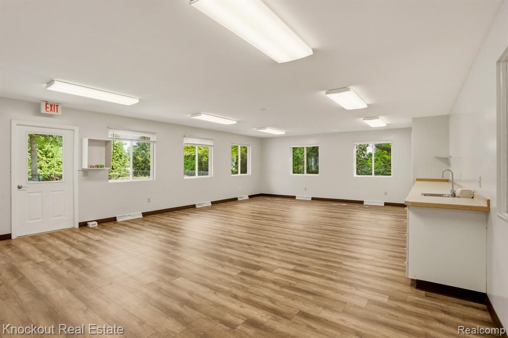 928 W Ardussi Street Property Photo 16