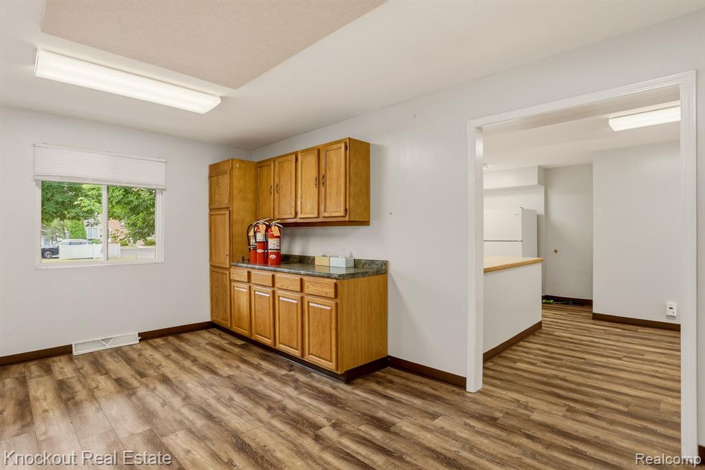 928 W Ardussi Street Property Photo 31