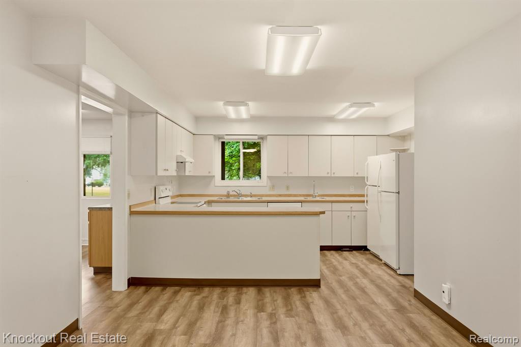 928 W Ardussi Street Property Photo 32