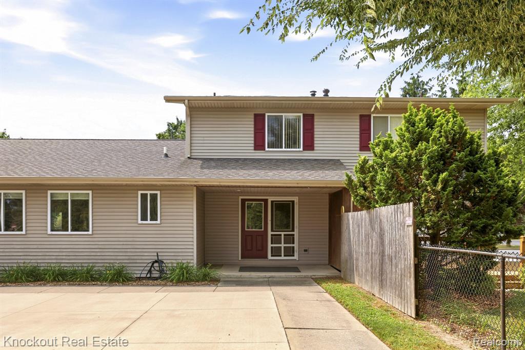 928 W Ardussi Street Property Photo 45