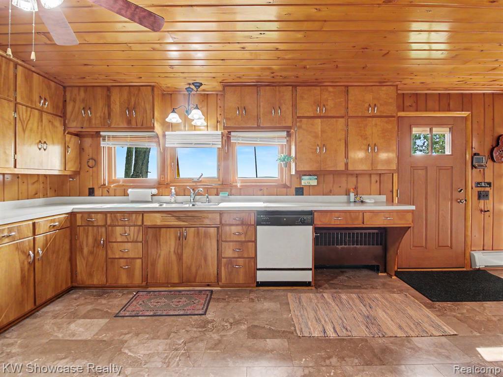 3230 W Burt Lake Road Property Photo 22