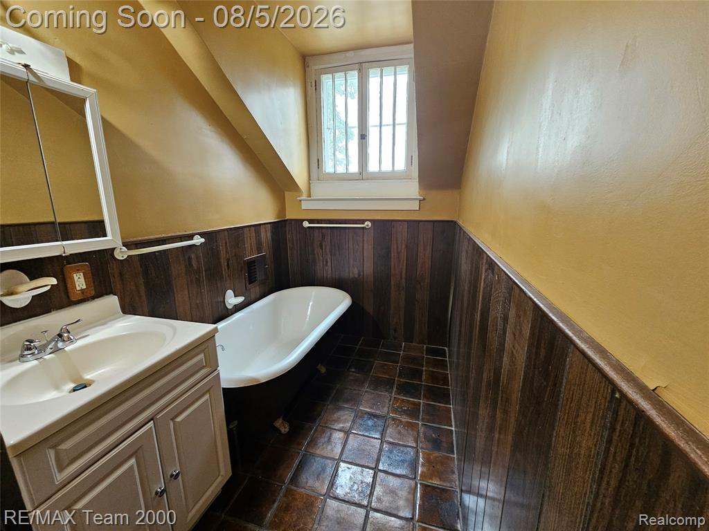 24416 Hass Street Property Photo 18