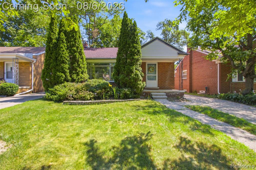 9546 Hazelton Avenue Property Photo 1