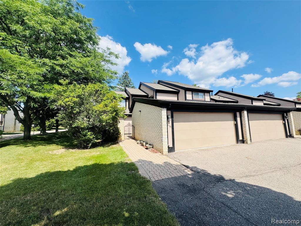 5133 Rock Run Property Photo 1