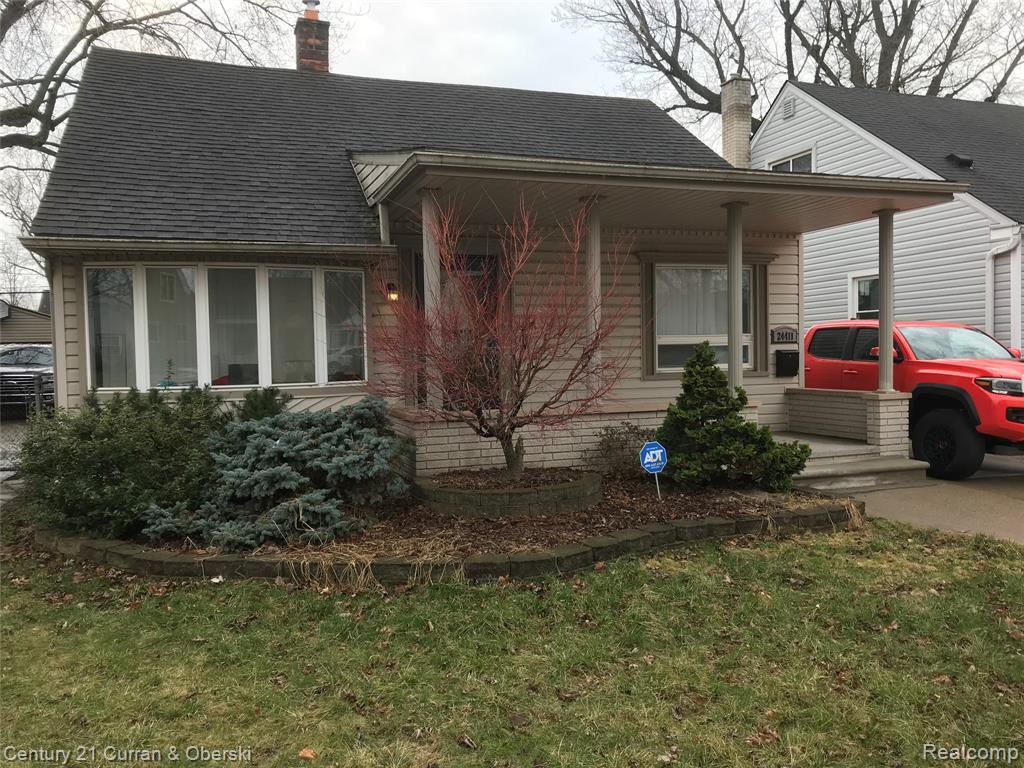 24411 Penn Street Property Photo 1