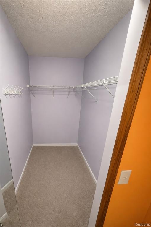 2568 Eagles Circle Property Photo 4