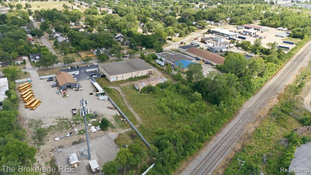 2421 Branch Road Property Photo 6