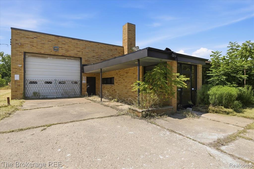 2421 Branch Road Property Photo 12