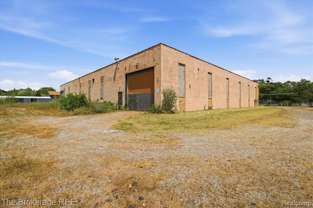 2421 Branch Road Property Photo 14